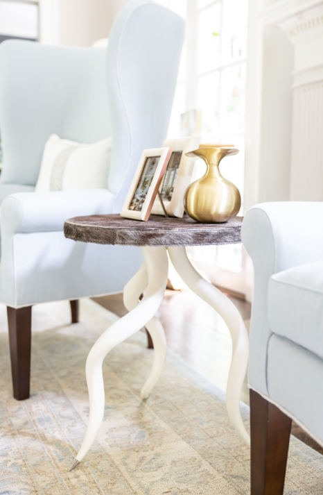 Huff Harrington Design Reveals a Living Room Installation