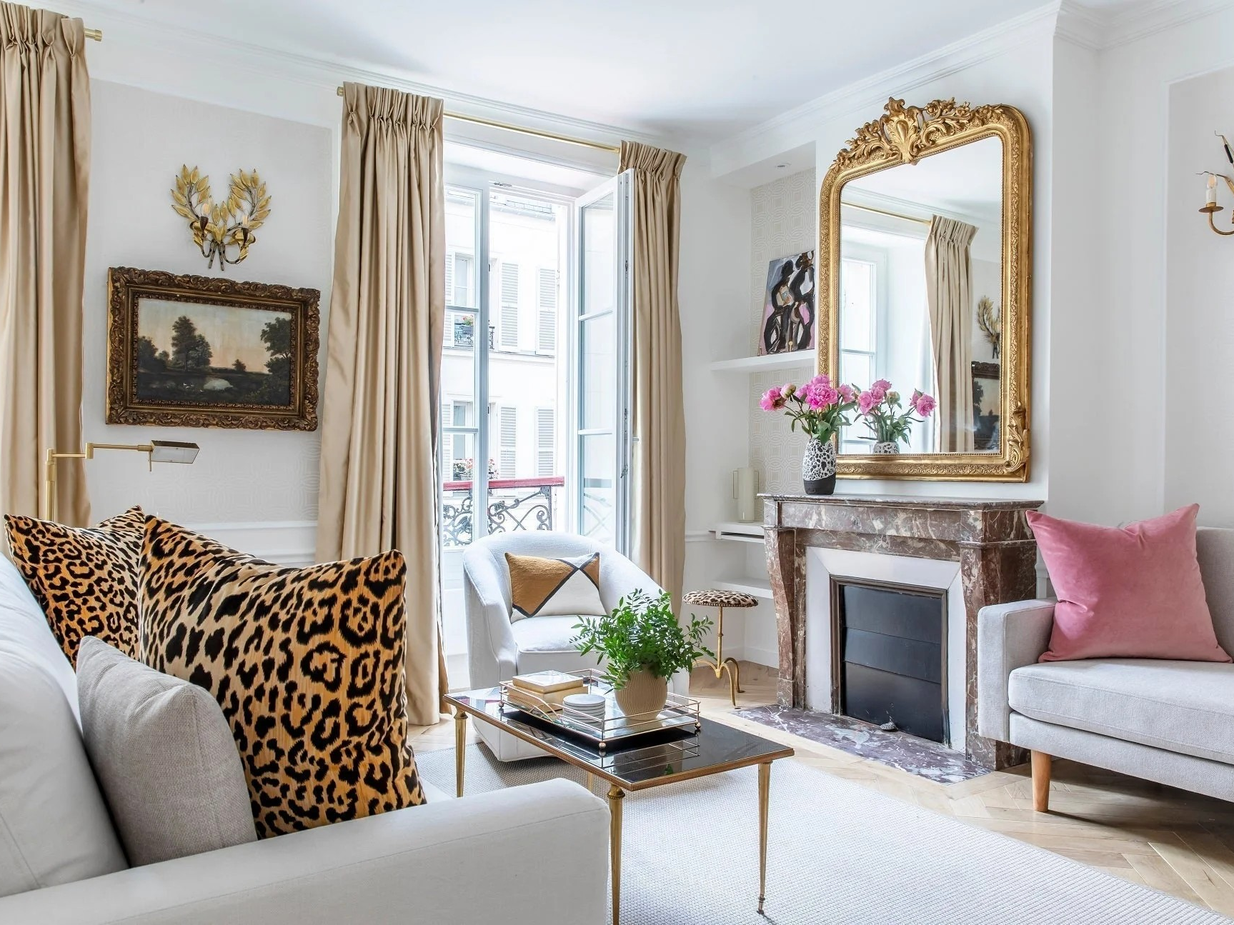 Behind the Scenes - How to buy an apartment in Paris