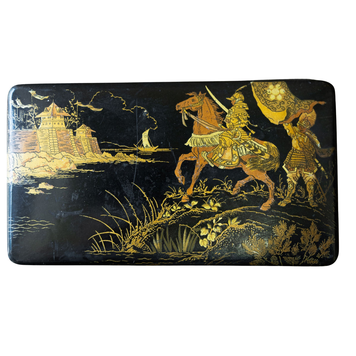 Chinoiserie Lidded Box