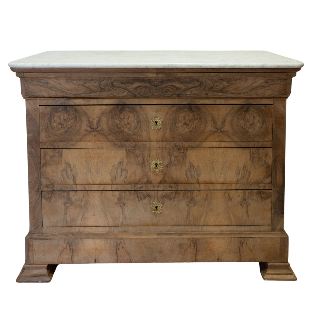 LP Bleached Commode with White Marble (47.5x21.5x36.5H)