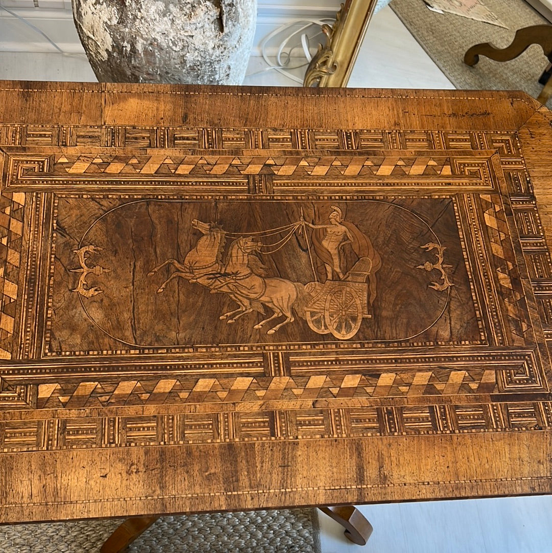 Table Gueridon Decor de Chariot - F