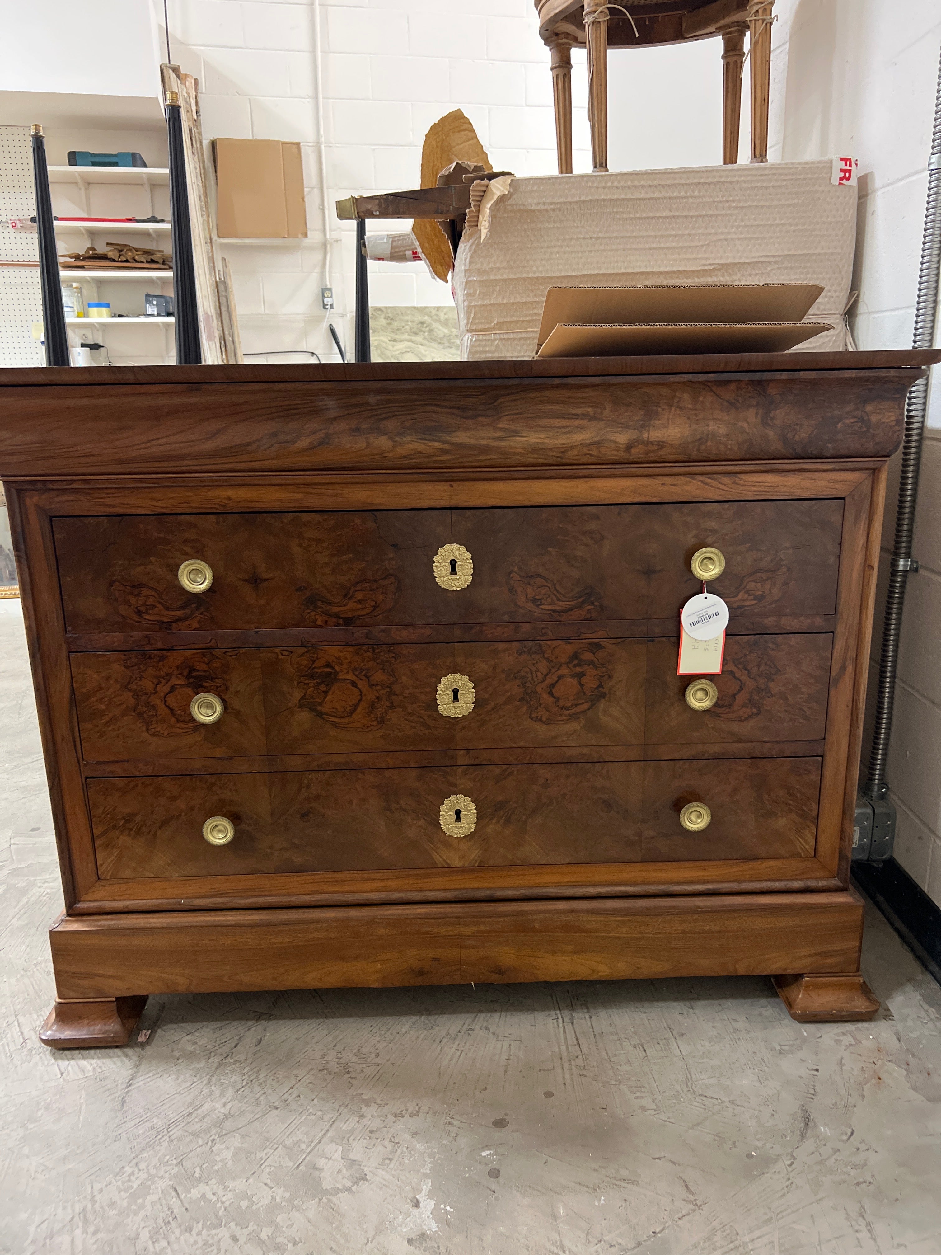 LP Dark-Veined Commode with White Marble