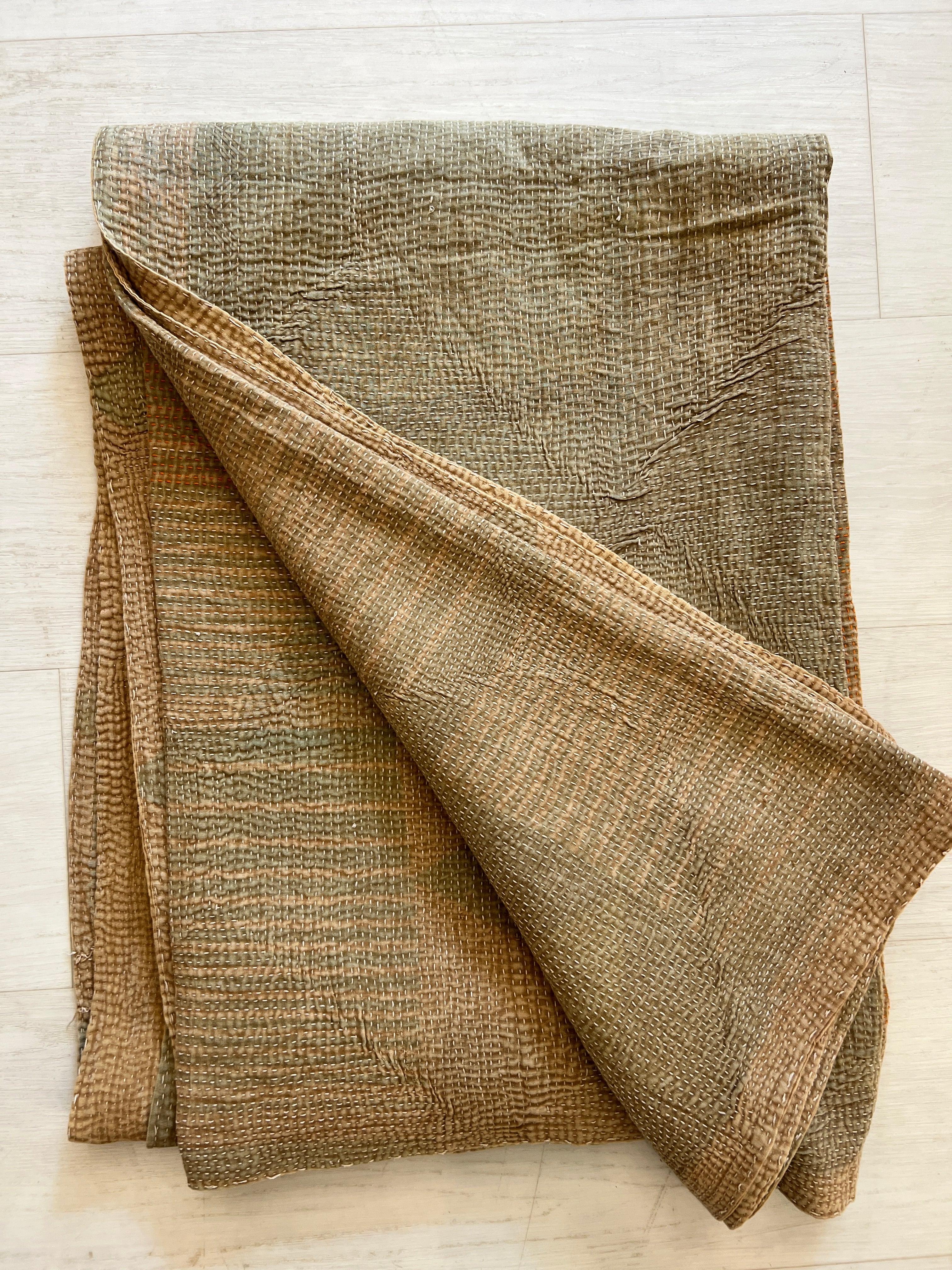 Vintage Tan Throw