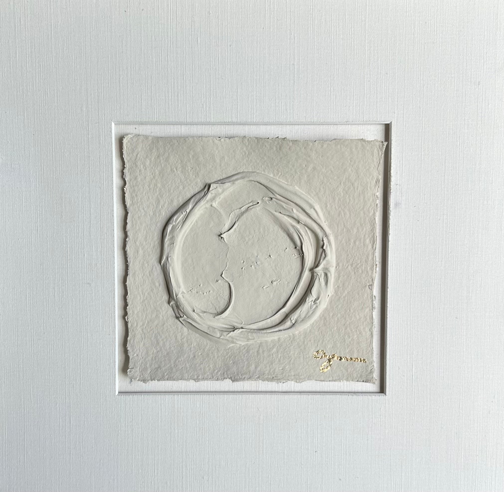 Sally Threlkeld - Joa's White (20 x 20)