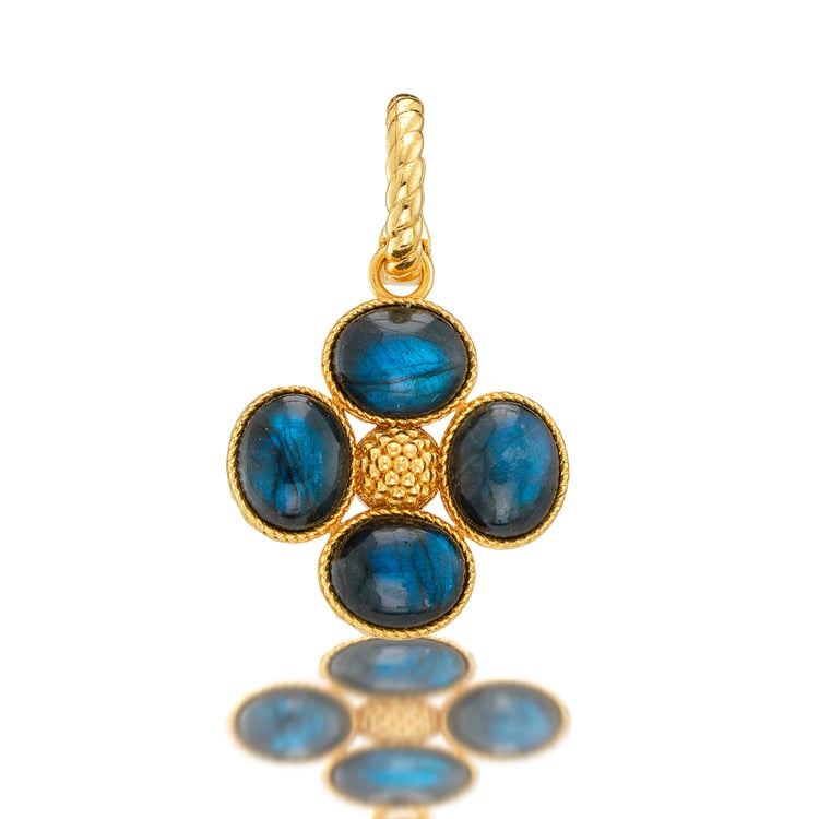 Blue Labradorite Berry Clover Pendant