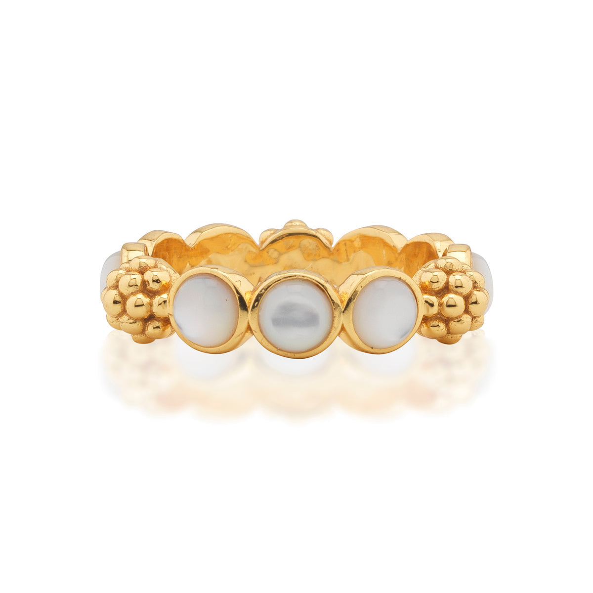 Size 7 Pearl White Berry Ring
