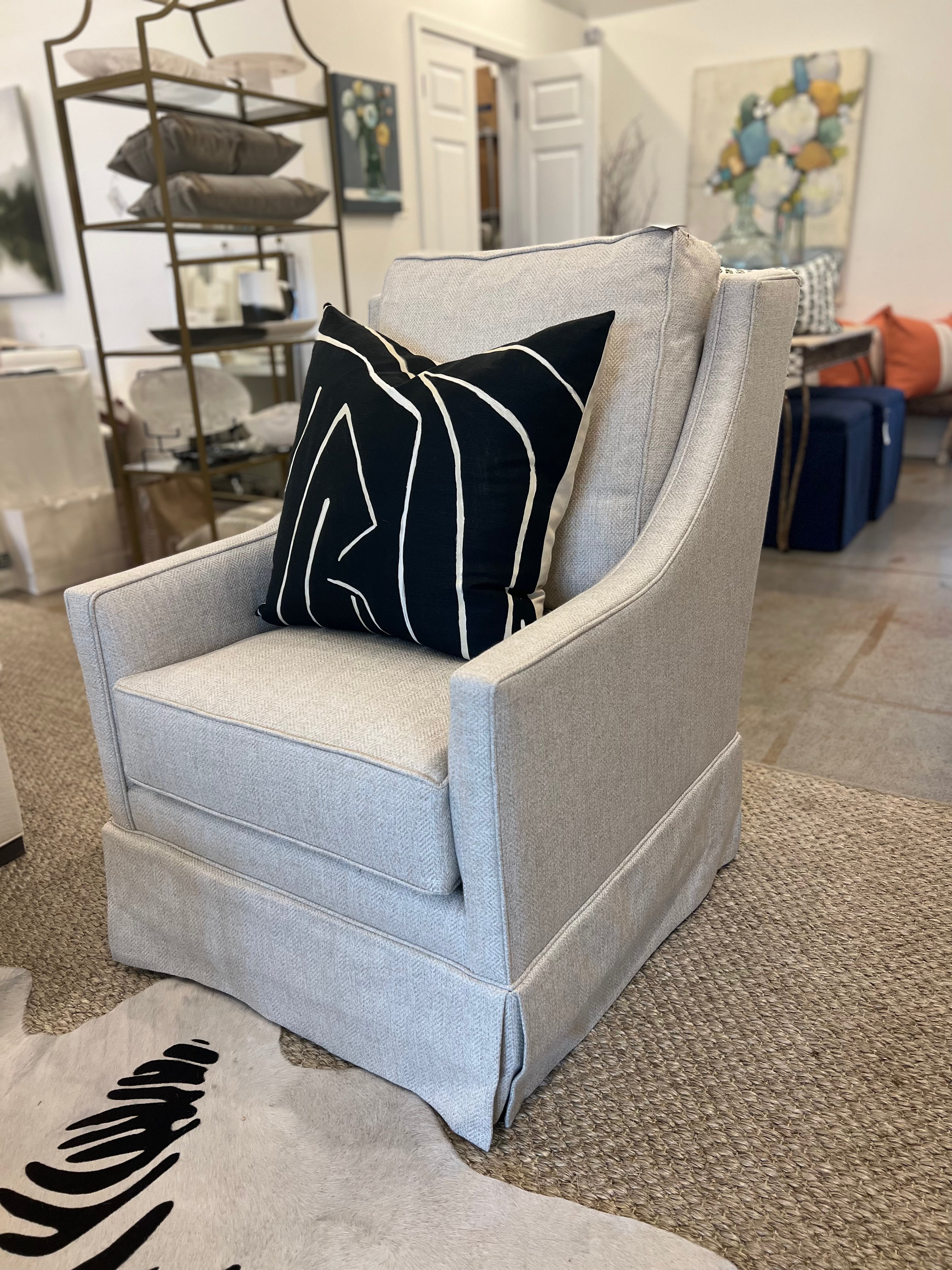 Amelie Swivel Chair