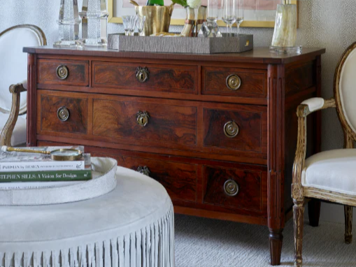 Antiques 101: Louis XVI Love