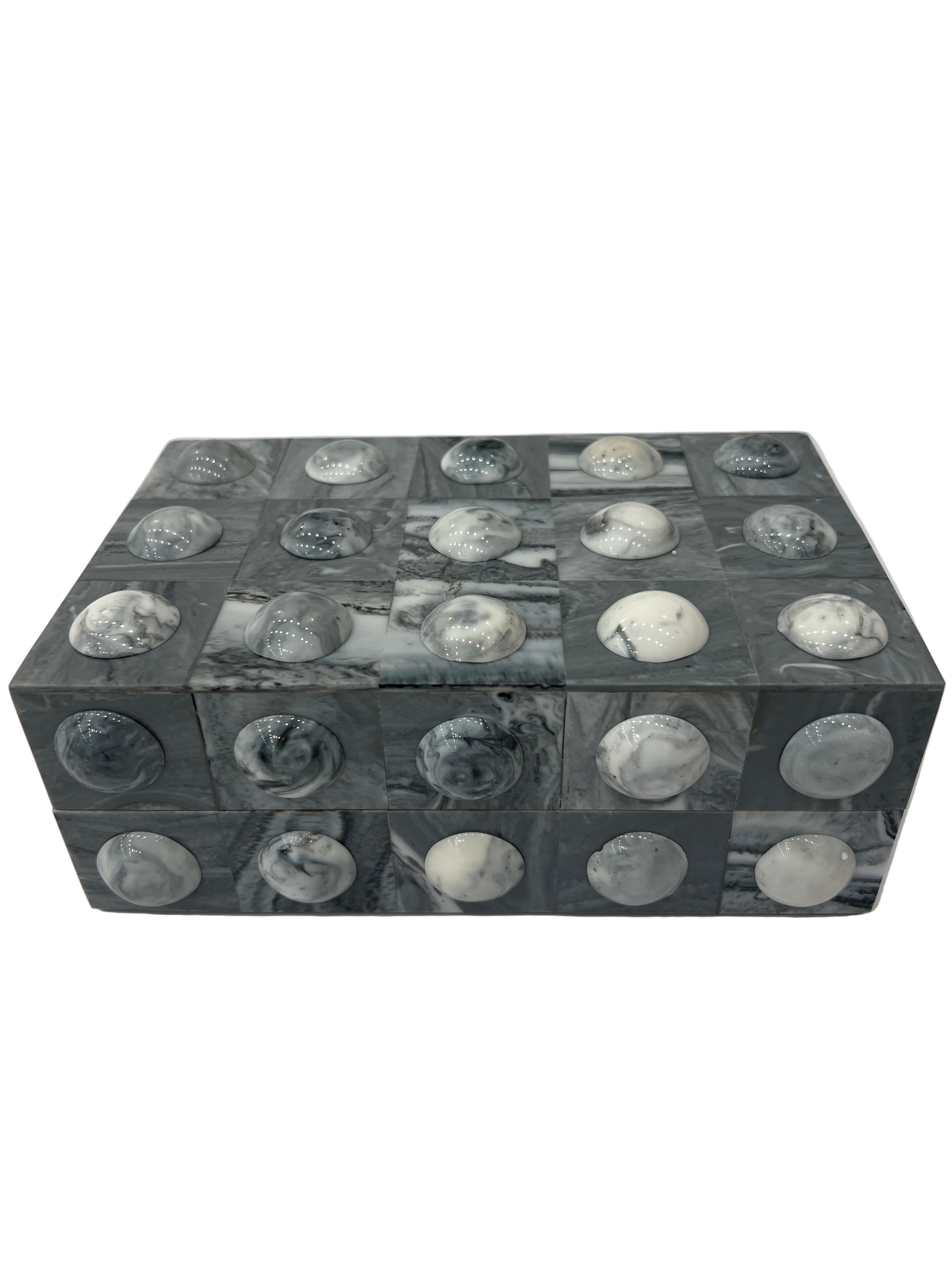 Small Unique Box IC 161