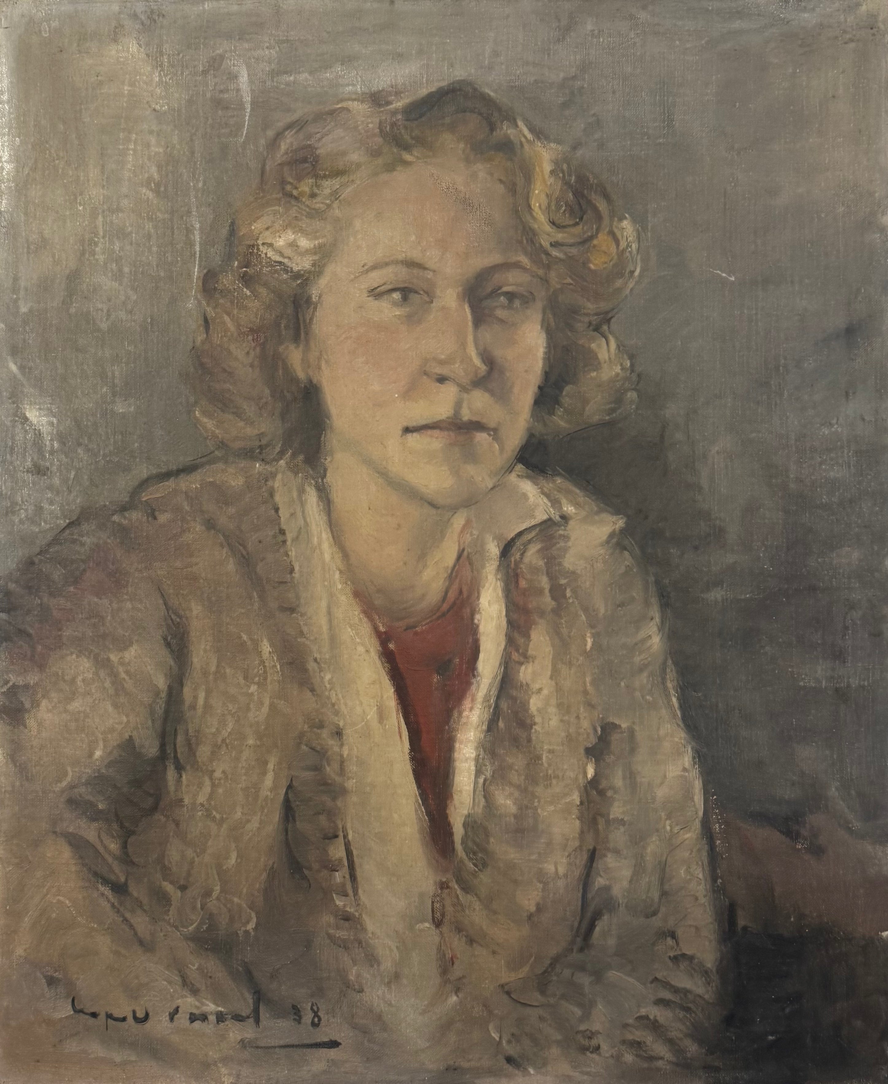 Heritage - Madame (18 x 15)