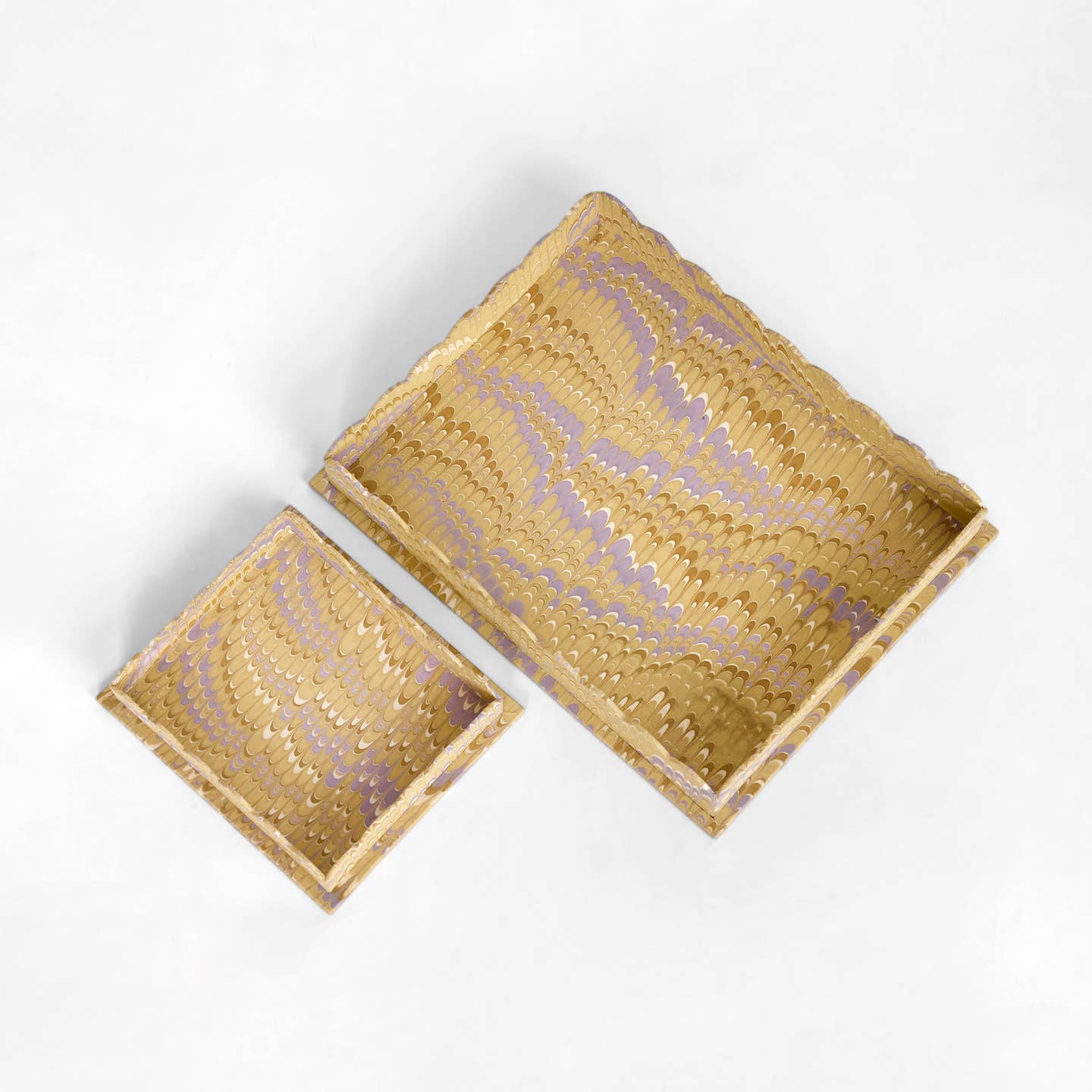 Canary Lilac Scalloped Tray Set