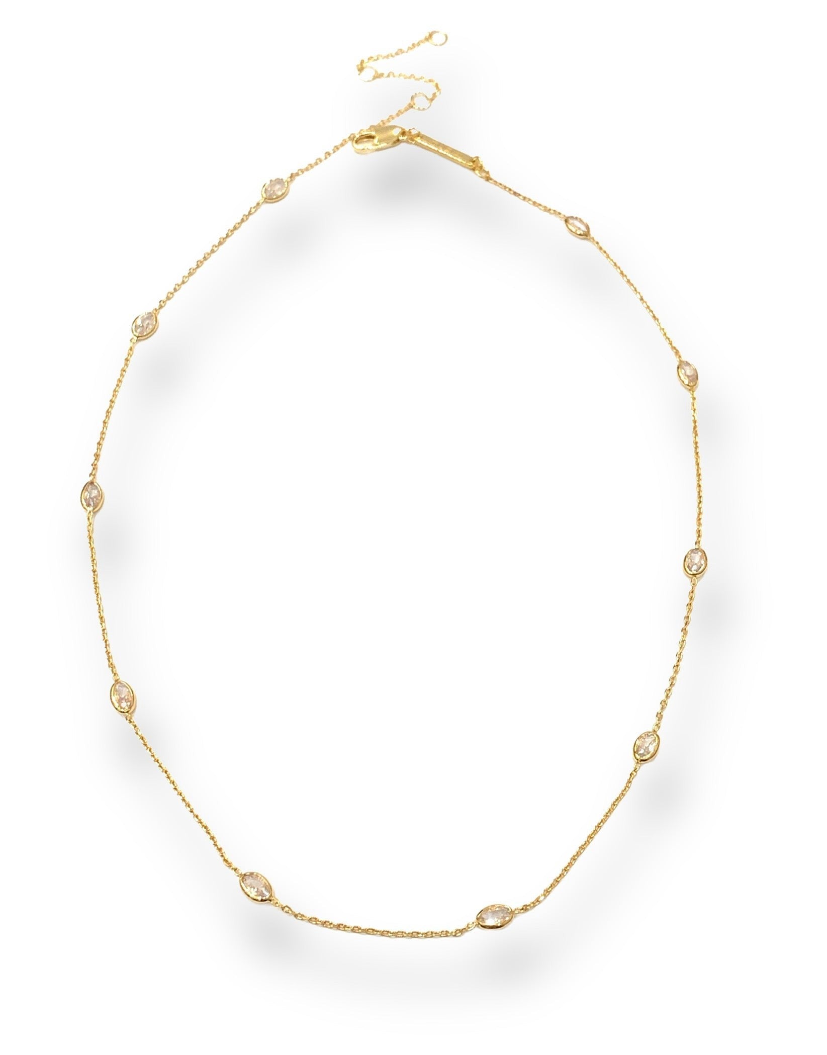 Harper Oval Short Necklace