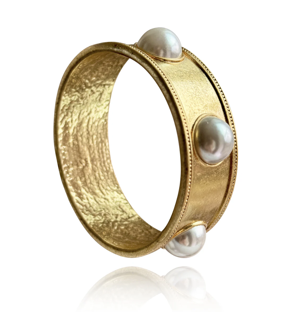 Vintage Bangle Pearls