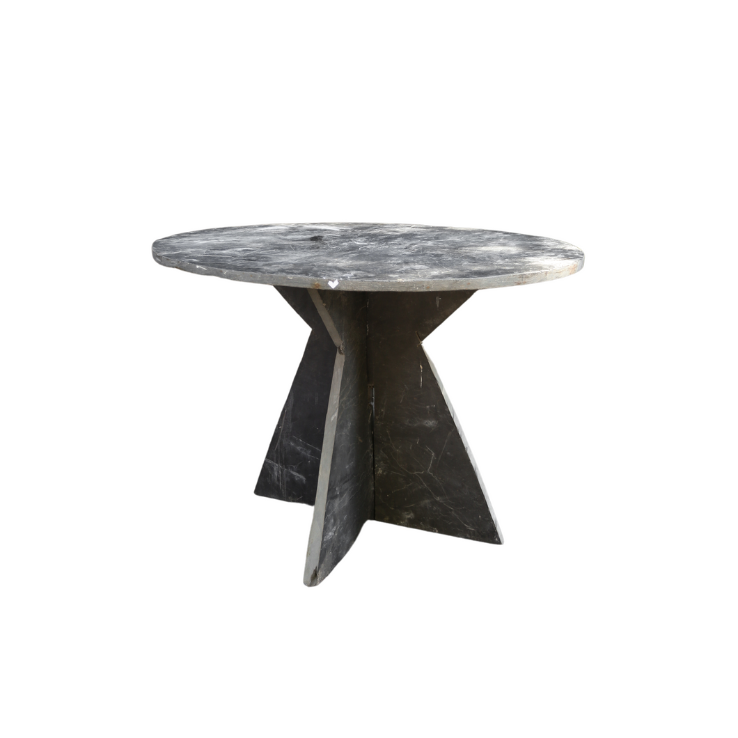 40x29 Round Slate Table