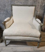 Load image into Gallery viewer, Marquise Louis XVI Armchair